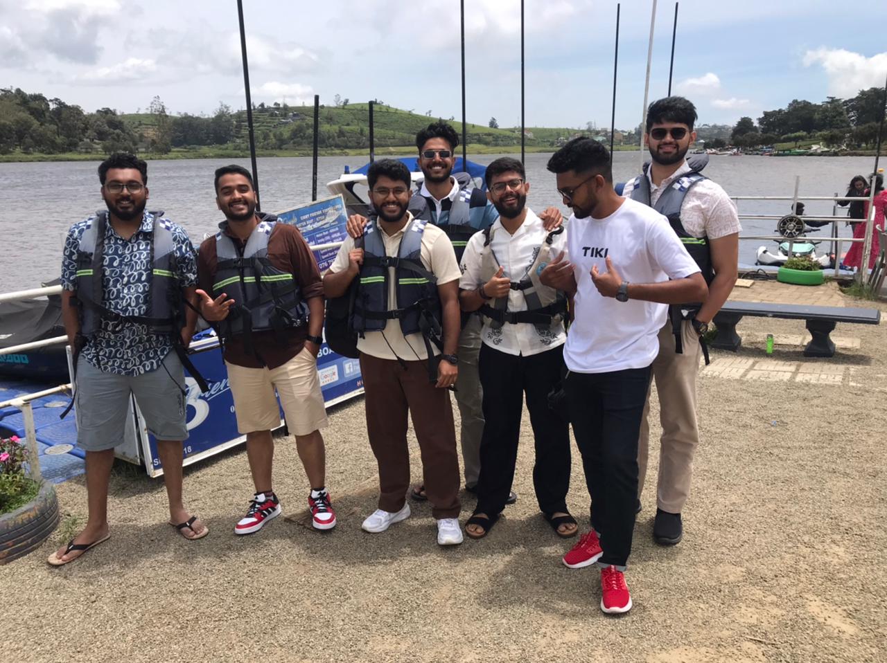 6 friends from Bangalore India Gallery
